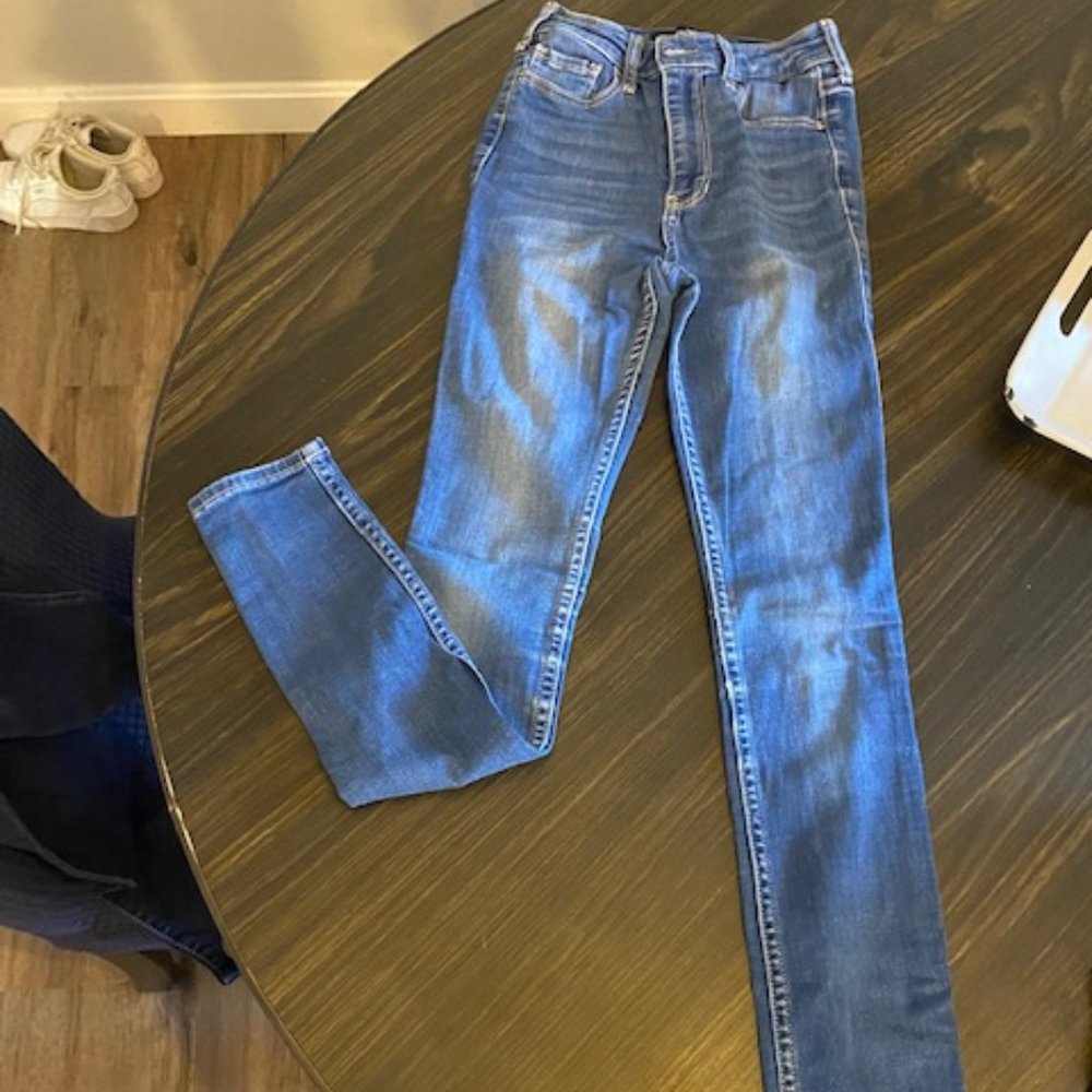 Hollister Jeans